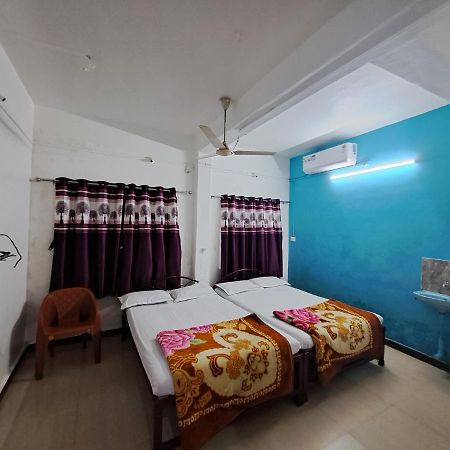 Goldan Palece Hotel Trimbak Luaran gambar