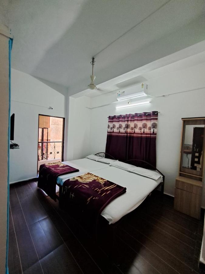 Goldan Palece Hotel Trimbak Luaran gambar